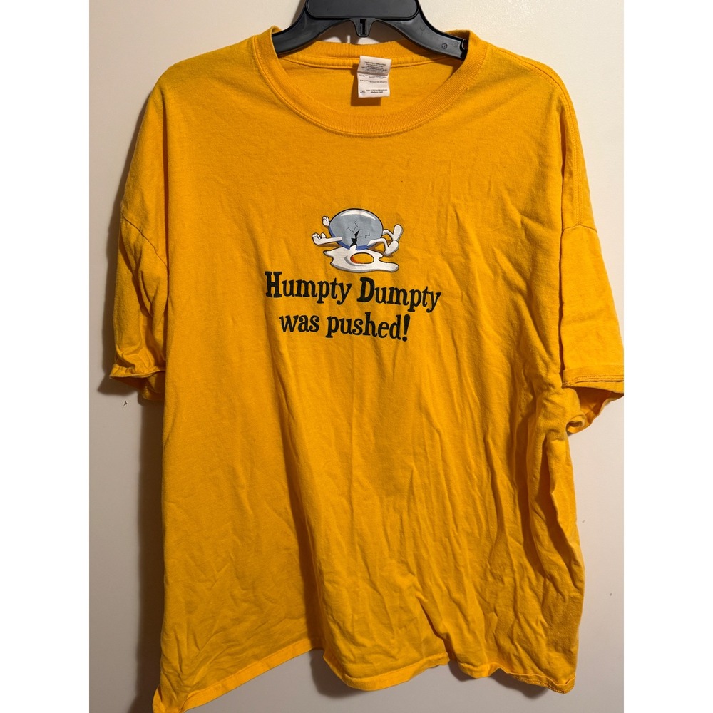 Gildan Humpty Dumpty Was Pushed Graphic T-Shirt Mens 2XL Yellow funny Tee